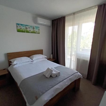 Revolution Apartment Бая Маре Екстериор снимка