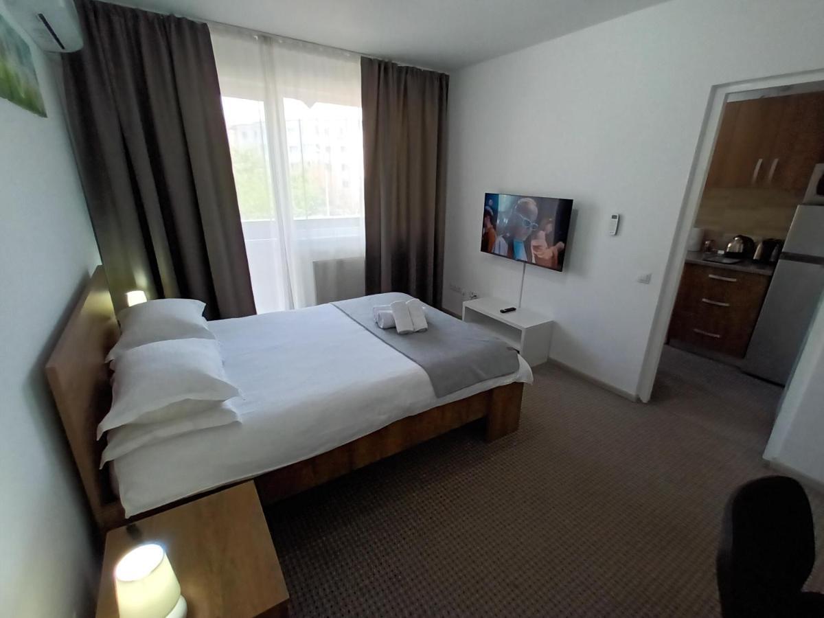 Revolution Apartment Бая Маре Екстериор снимка
